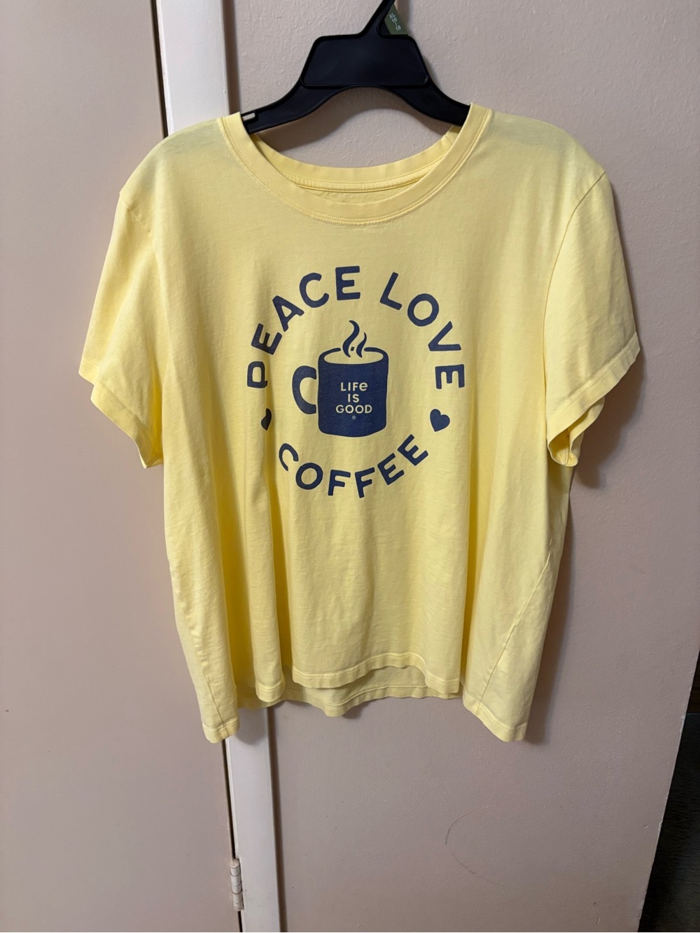 Life is good crusher tee Women’s XXL coffee